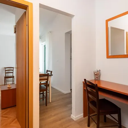 Bluetique Apartment *